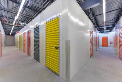 Storage Units at Depotium Mini Entrepôt - Joliette - 200 Rue Des Enterprises, Notre-Dame-des-Praires, QC